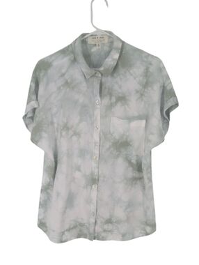 Cloth &  Stone Blouse Size Large In Great Condition !